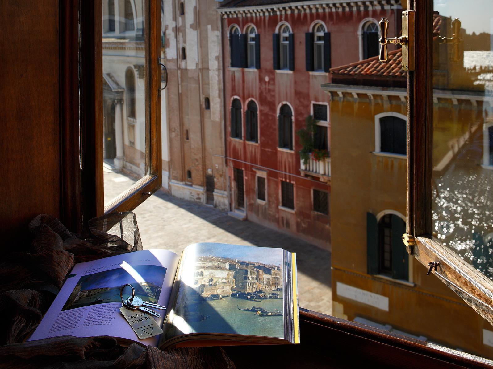 Palazzo Guardi Hotel Venice Exterior photo